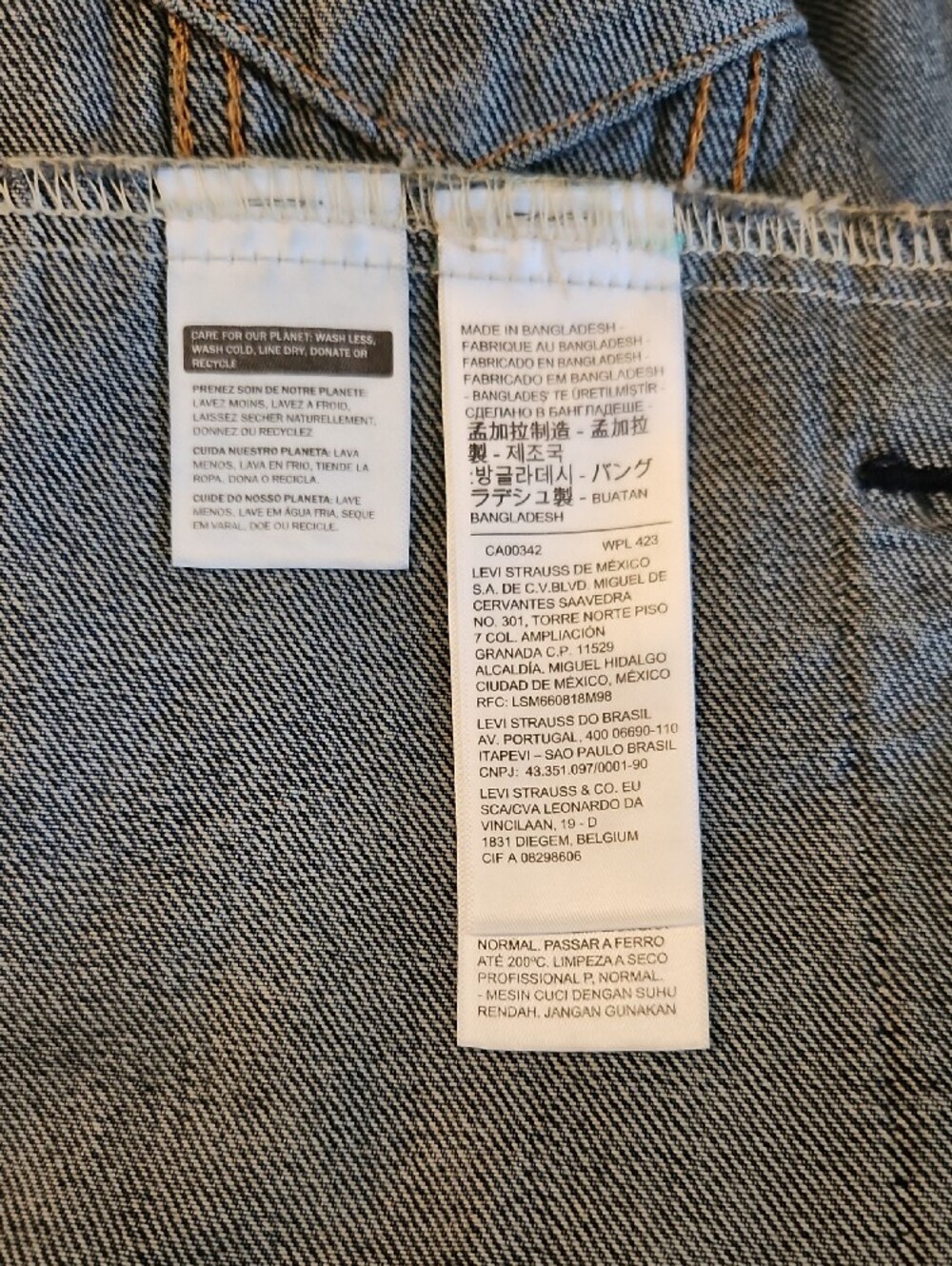 Levi's Denim Jacket - Picture 4 of 10